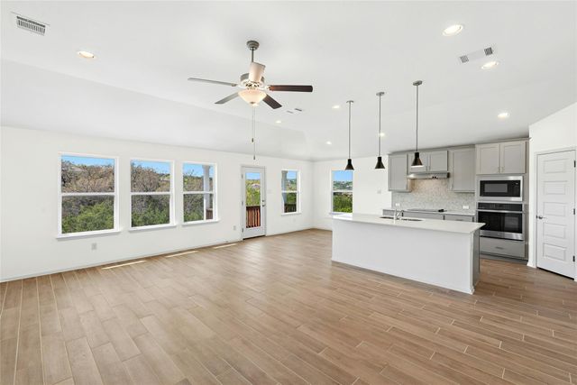 4112 Rockwood DR, Lago Vista, TX 78645