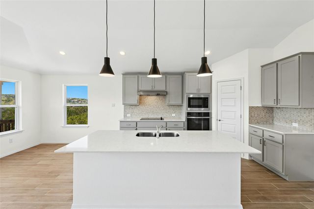 4112 Rockwood DR, Lago Vista, TX 78645