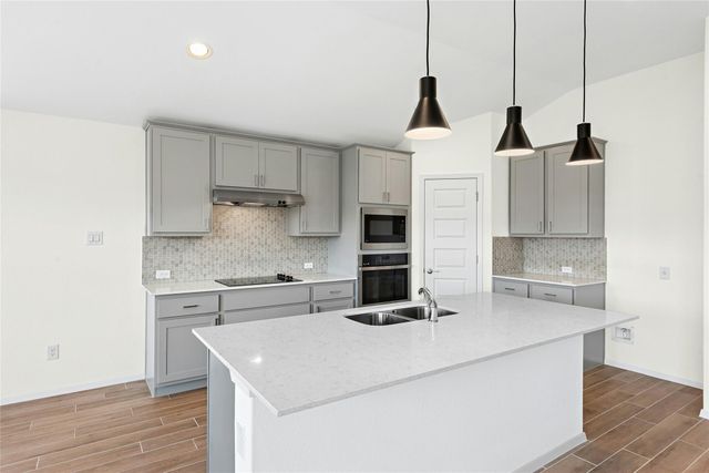 4112 Rockwood DR, Lago Vista, TX 78645