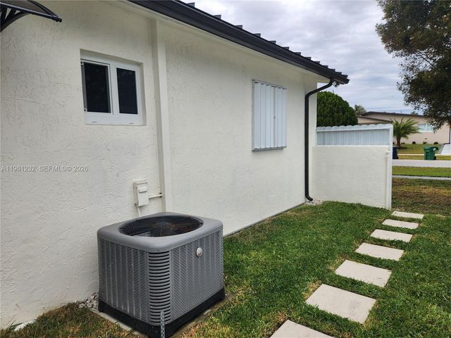 12460 SW 187th Ter 1, Miami, FL 33177