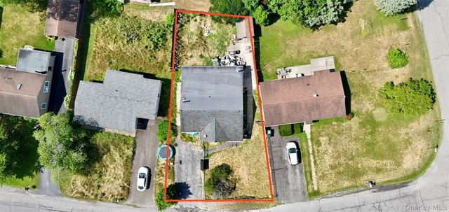 30 Plattekill Drive, Mount Marion, NY 12456