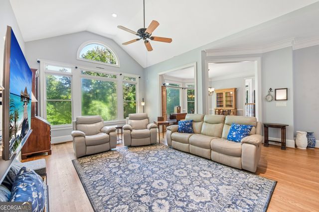 881 River Chase, Hoschton, GA 30548
