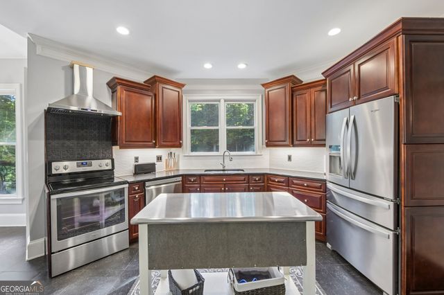 881 River Chase, Hoschton, GA 30548