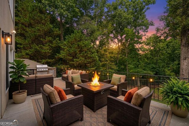 881 River Chase, Hoschton, GA 30548