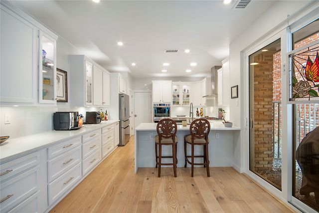 11804 Forest Lakes Lane, Dallas, TX 75230