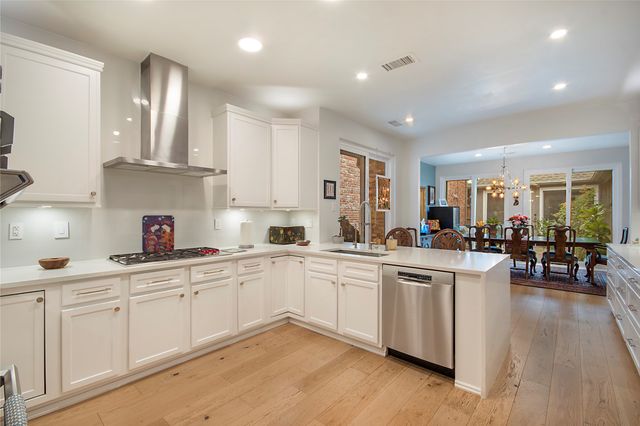 11804 Forest Lakes Lane, Dallas, TX 75230