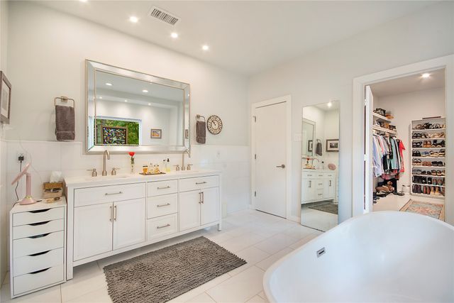 11804 Forest Lakes Lane, Dallas, TX 75230