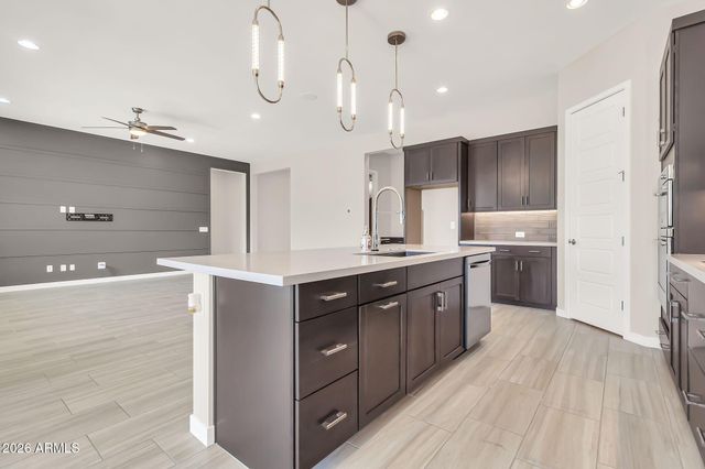 1441 E POWELL Way, Gilbert, AZ 85298