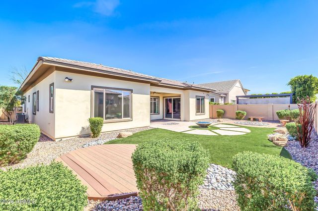 1441 E POWELL Way, Gilbert, AZ 85298