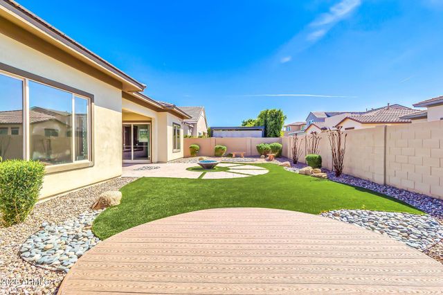 1441 E POWELL Way, Gilbert, AZ 85298