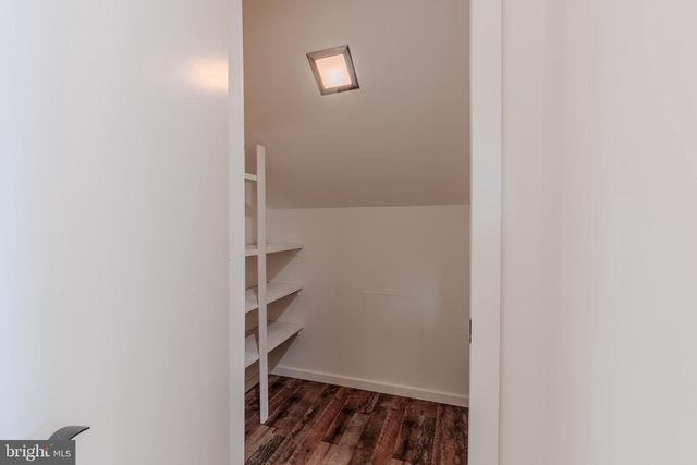 206 HOLLY DR, Rio Grande, NJ 08242