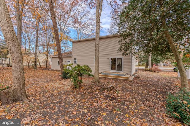 206 HOLLY DR, Rio Grande, NJ 08242