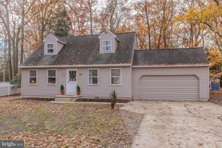 206 HOLLY DR, Rio Grande, NJ 08242
