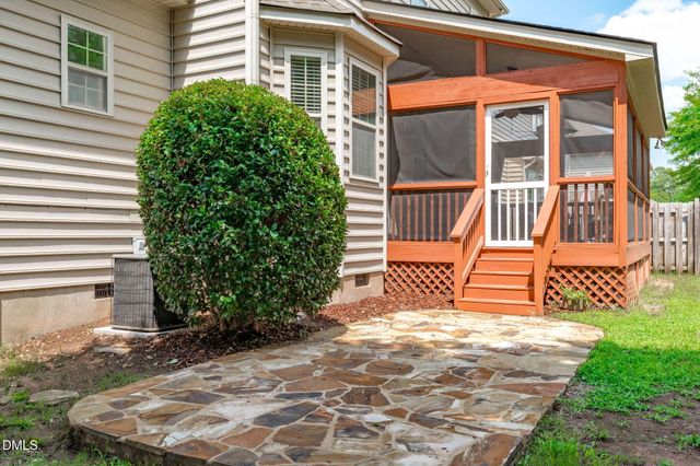 1032 Pueblo Ridge Place, Cary, NC 27519