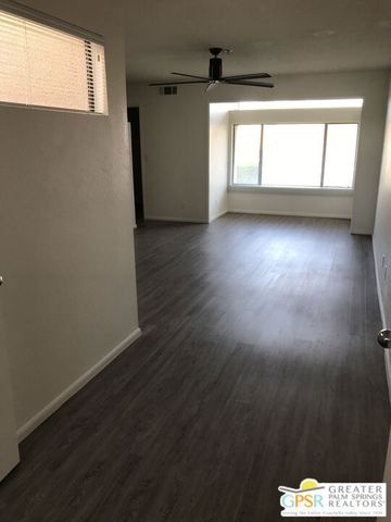 882 Village Square, Palm Springs, CA 92262