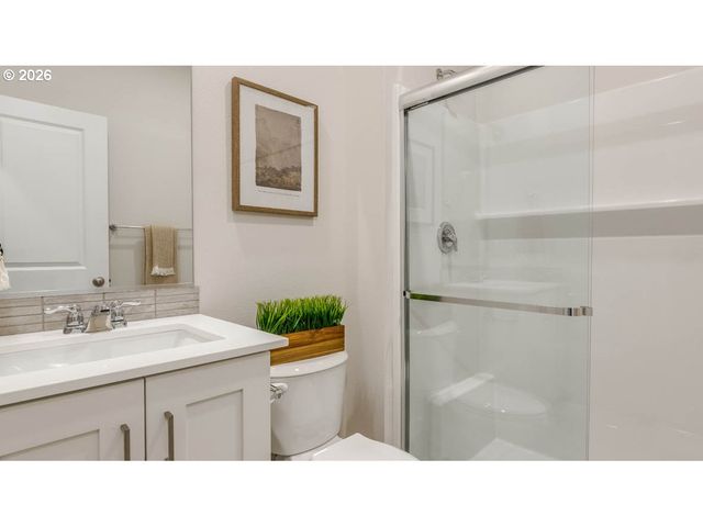 3525 Sw MAWRCREST Ave, Gresham, OR 97080