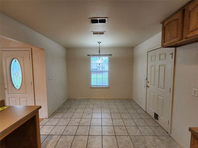 3025 Pueblo Trail, Lake Worth, TX 76135