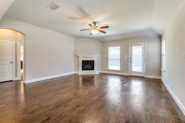 900 Bird Creek Drive, Little Elm, TX 75068