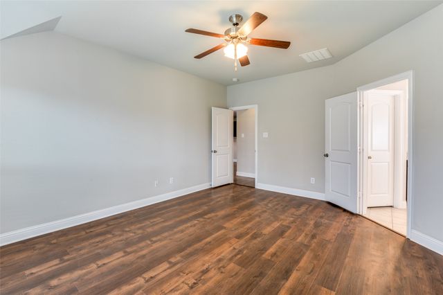 900 Bird Creek Drive, Little Elm, TX 75068