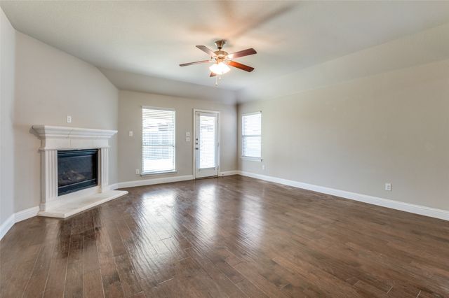 900 Bird Creek Drive, Little Elm, TX 75068