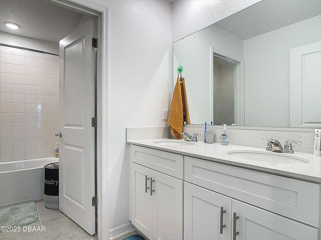 1295 Sand Trap Court, Daytona Beach, FL 32124