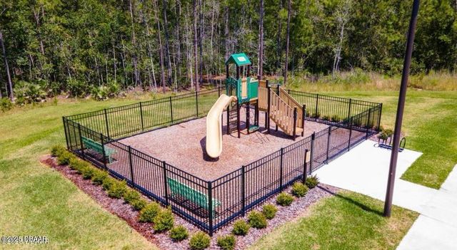 1295 Sand Trap Court, Daytona Beach, FL 32124