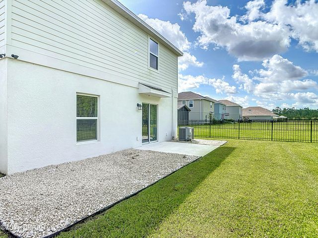 1295 Sand Trap Court, Daytona Beach, FL 32124