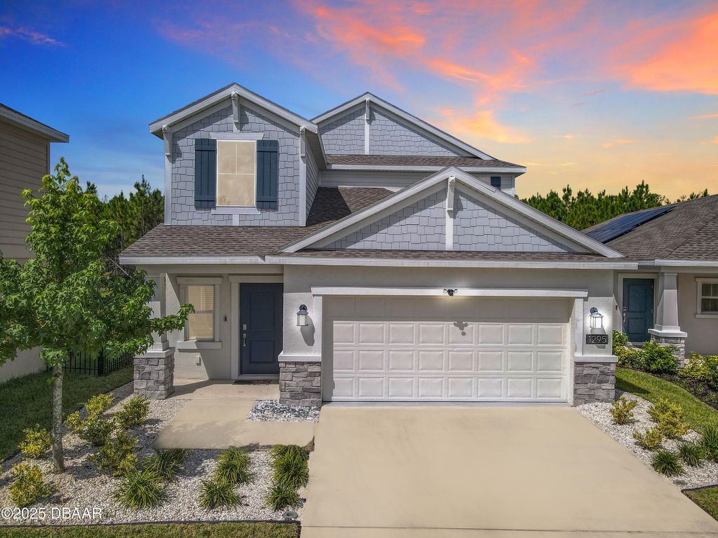 1295 Sand Trap Court, Daytona Beach, FL 32124