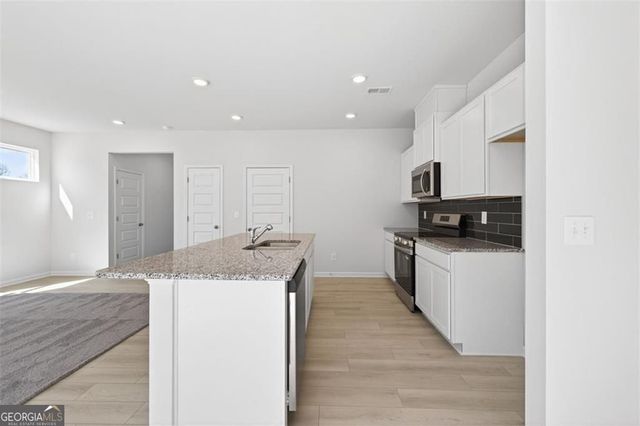227 Alameda Street 36, Loganville, GA 30052