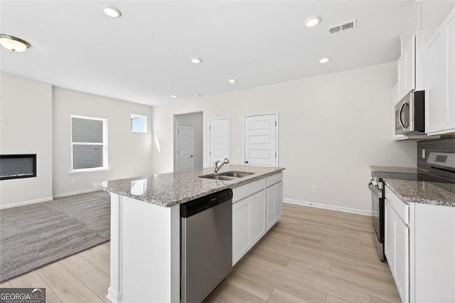 227 Alameda Street 36, Loganville, GA 30052