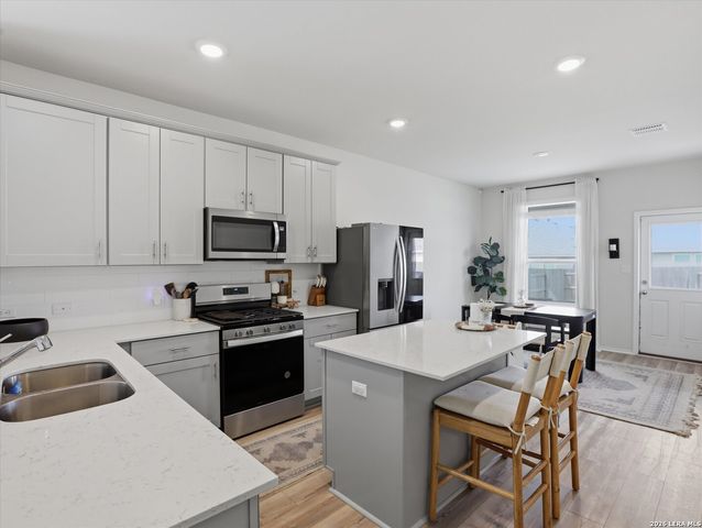 198 Orange, Buda, TX 78610