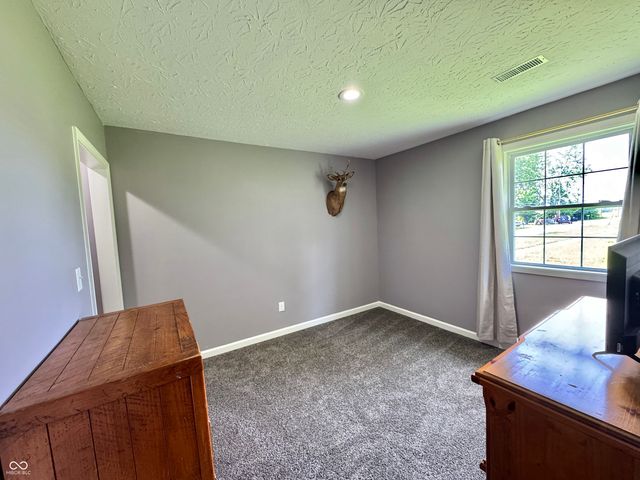 803 N Mary Patton Drive, Brazil, IN 47834