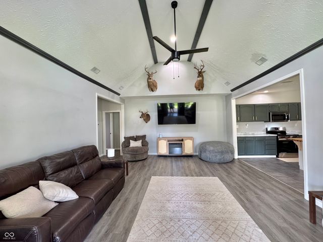 803 N Mary Patton Drive, Brazil, IN 47834