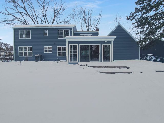 8906 138th Street Court, Apple Valley, MN 55124