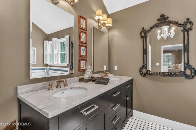 5 Candeub Court, Manalapan, NJ 07726