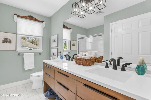 5 Candeub Court, Manalapan, NJ 07726