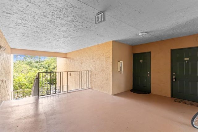 3874 Lyons Road 305-6, Coconut Creek, FL 33073
