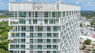 2000 Metropica Way 2010, Sunrise, FL 33323