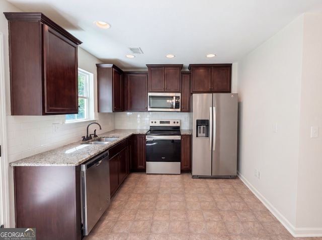 271 Stane Brook Court, Jackson, GA 30233