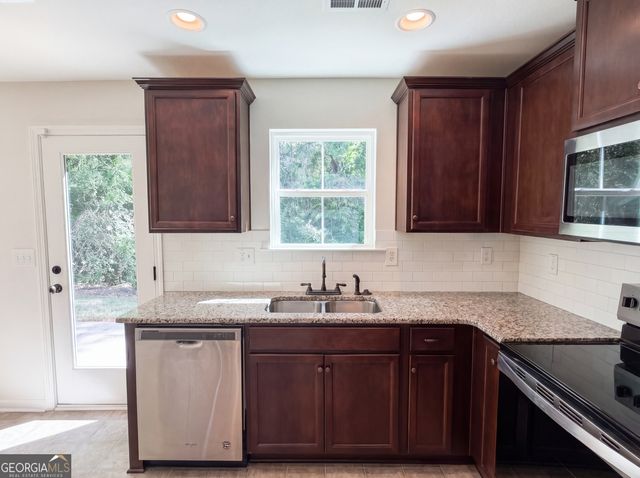 271 Stane Brook Court, Jackson, GA 30233