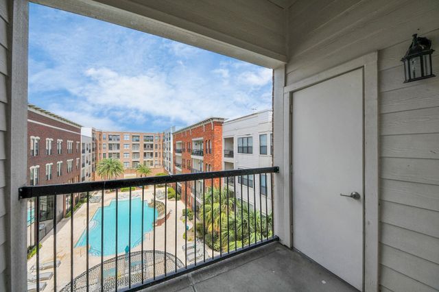 6363 San Felipe Street 377, Houston, TX 77057