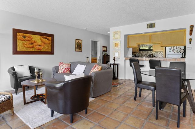 13334 Polo Club Road 317, Wellington, FL 33414