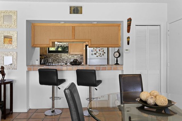 13334 Polo Club Road 317, Wellington, FL 33414