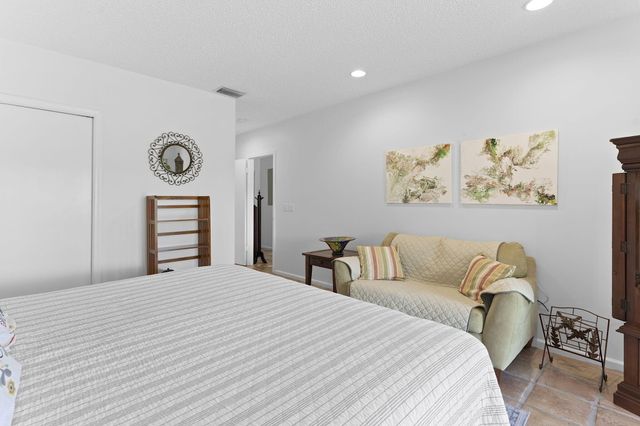 13334 Polo Club Road 317, Wellington, FL 33414