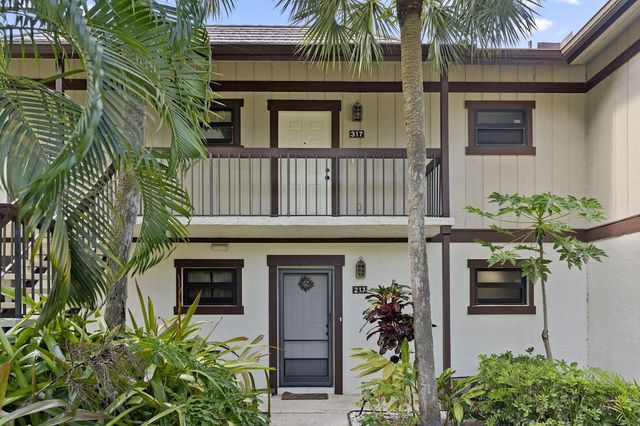 13334 Polo Club Road 317, Wellington, FL 33414