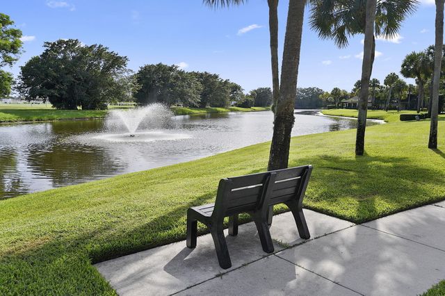 13334 Polo Club Road 317, Wellington, FL 33414
