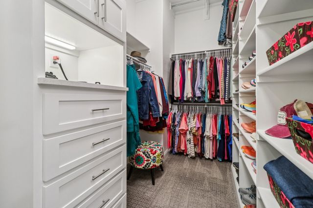 1772 Coopers Hawk Drive, Arlington, TX 76005