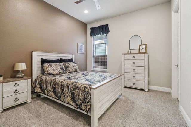 1772 Coopers Hawk Drive, Arlington, TX 76005