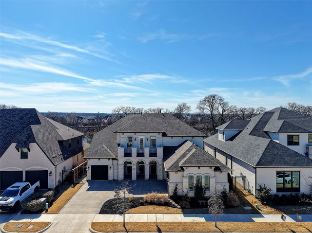 1772 Coopers Hawk Drive, Arlington, TX 76005