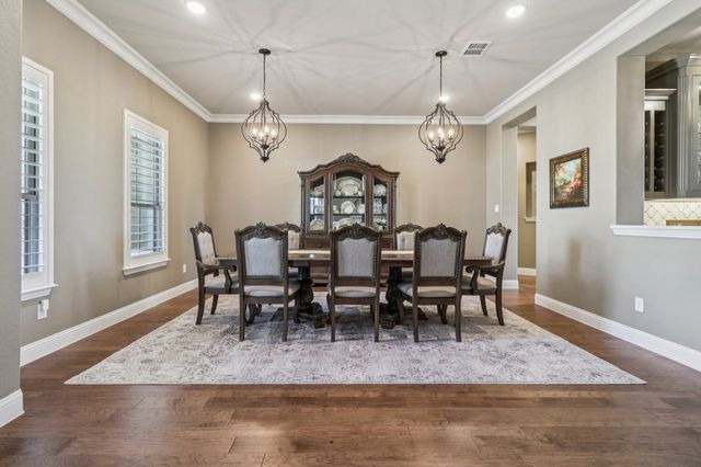 1772 Coopers Hawk Drive, Arlington, TX 76005